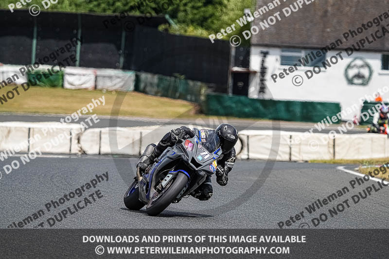 enduro digital images;event digital images;eventdigitalimages;mallory park;mallory park photographs;mallory park trackday;mallory park trackday photographs;no limits trackdays;peter wileman photography;racing digital images;trackday digital images;trackday photos